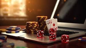 bmk77 စလော့ဂိမ်း slot reels spin လှည့်ကာ Free Spins ရရှိနေသောမြင်ကွင်း